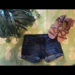 Like New American Eagle Denim leath detail shorts